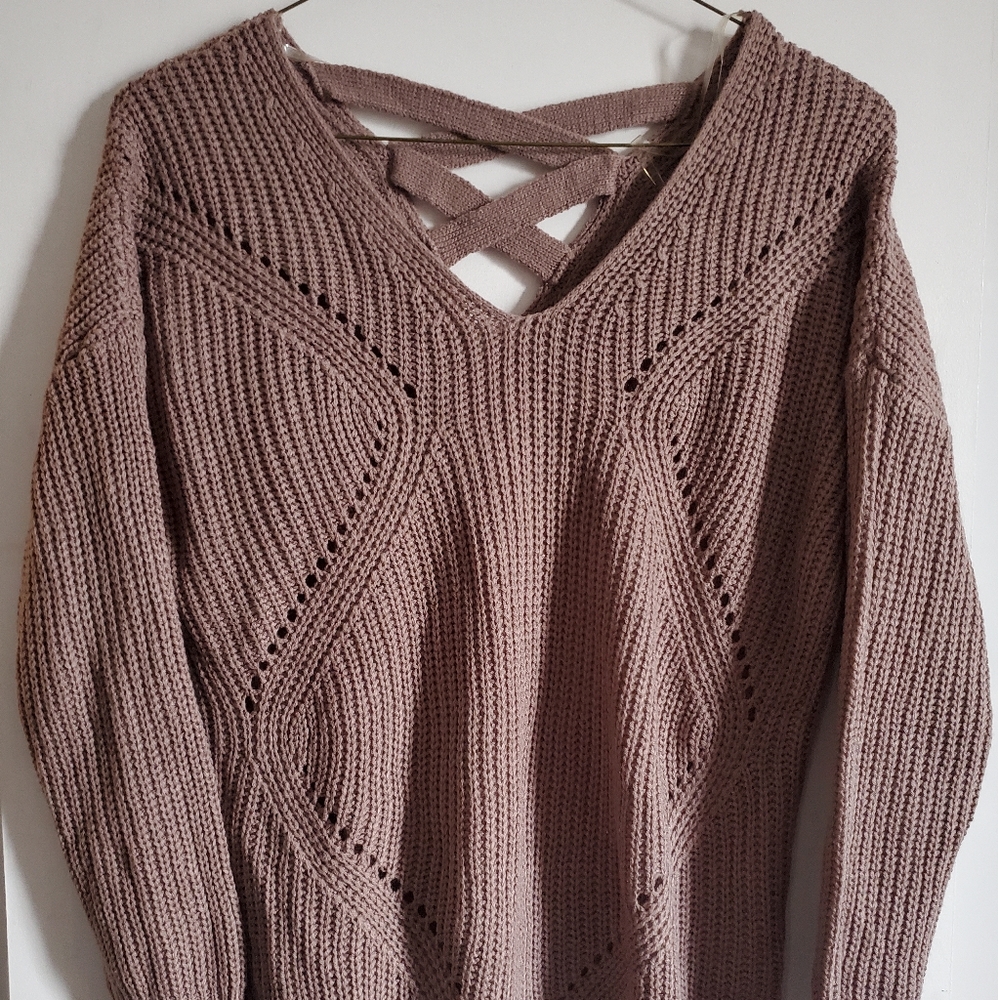 CHARLOTTE RUSSE SWEATER - Picture 4 of 11